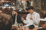 其乐融融！杨瀚森上周末做东 请混音队全队聚餐🍽️