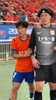 这是咋了？实拍：赛后谢场时王大雷疑似与山东泰山球迷发生不愉快